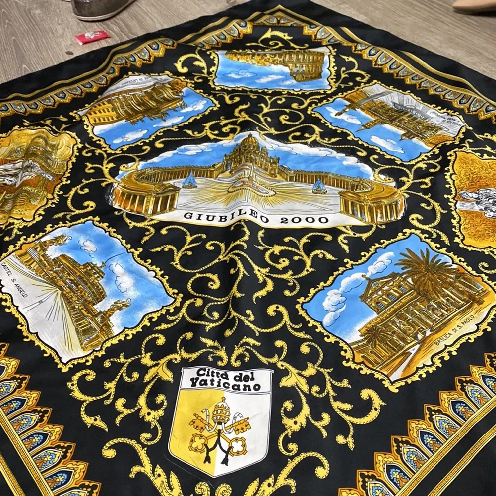 VINTAGE SOUVENIR di ROMA ROME ITALY SCARF LANDMARKS black GOLD 34”SQUARE